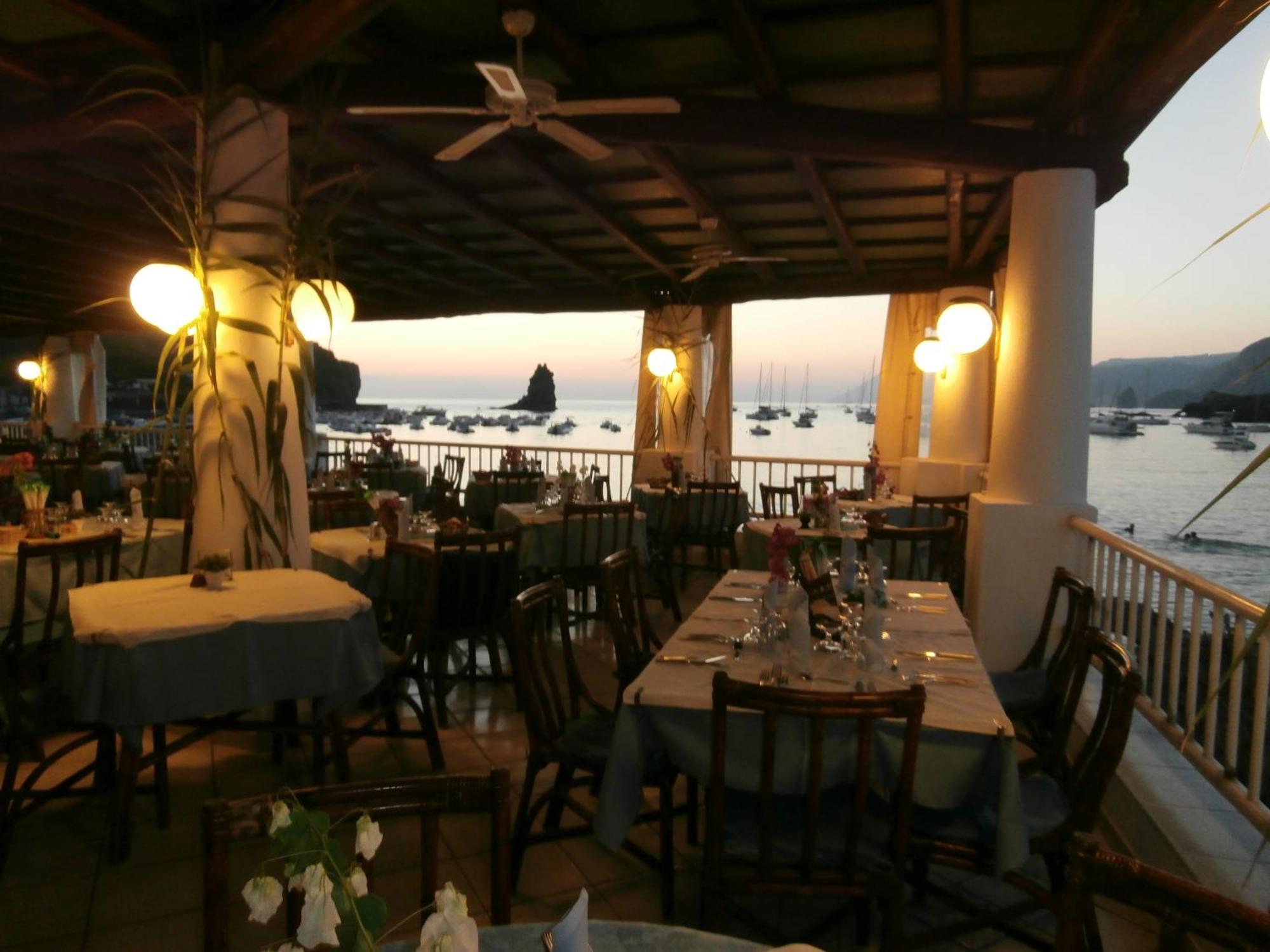 Hotel Conti Вулькано Екстер'єр фото